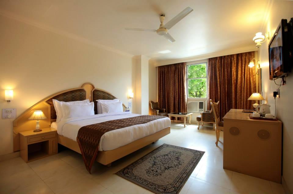 Bahia Fort Hotel Bathinda Exterior photo